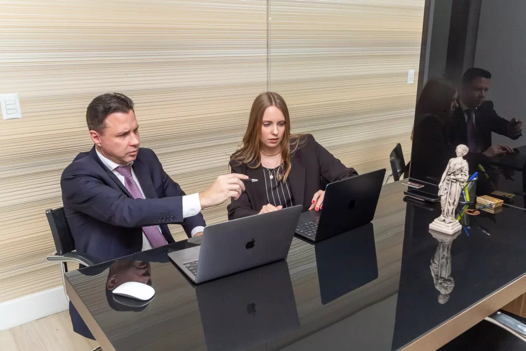 rmenke advocacia joinville